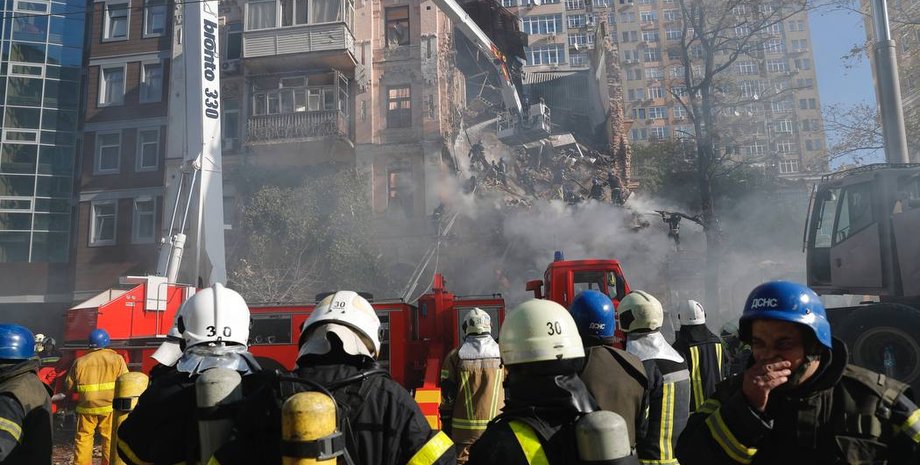 зруйнований будинок київ, Віталій Кличко, потерпілі, житло для потерпілих