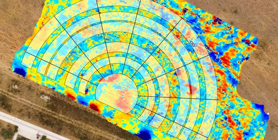 в Італії розкопали руїни театру