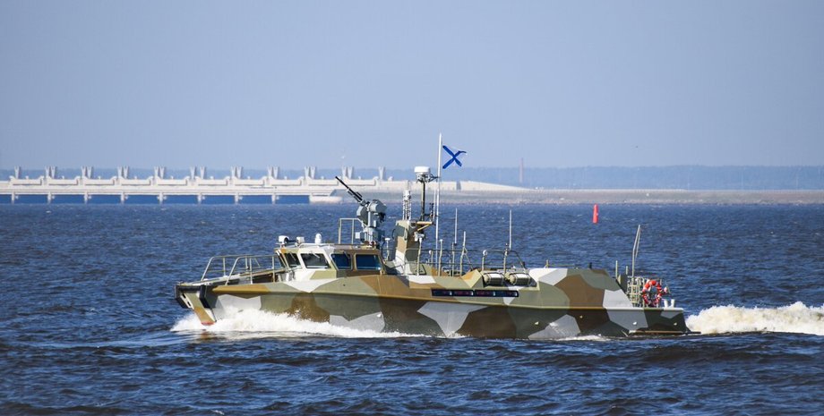 російський катер раптор, бойовий катер раптор, катер рф раптор, чф рф раптор