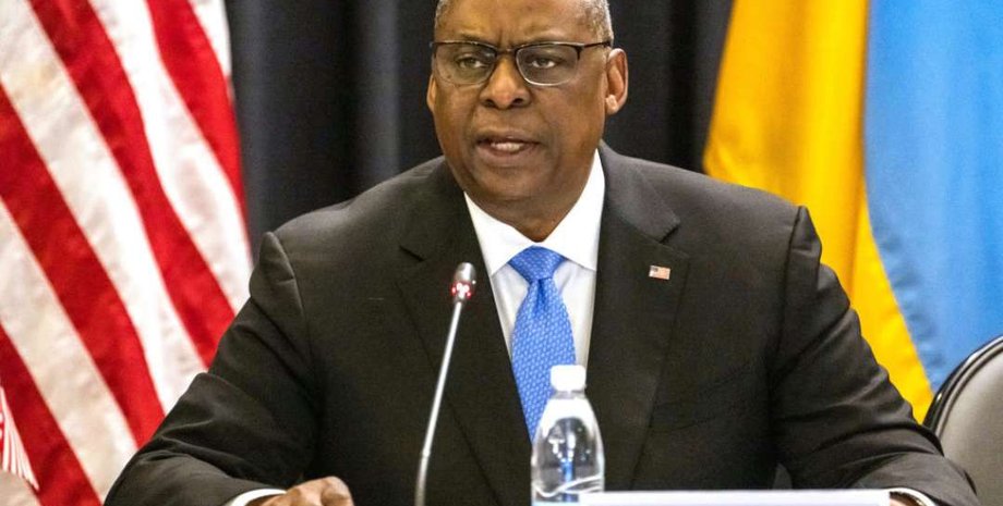 США, Україна, міністр оборони США Ллойд Остін, приїзд до Києва, Бріджіт Брінк