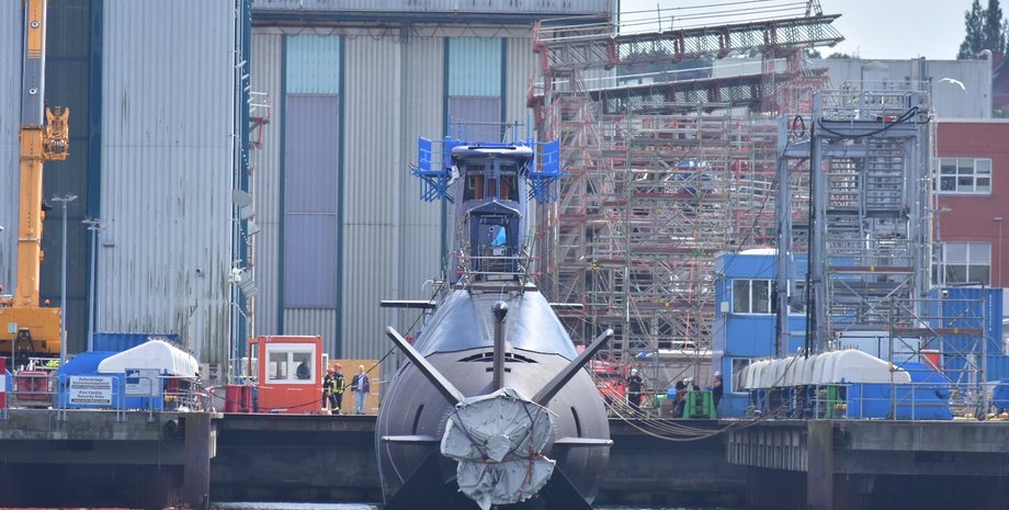 подводная лодка "Дракон