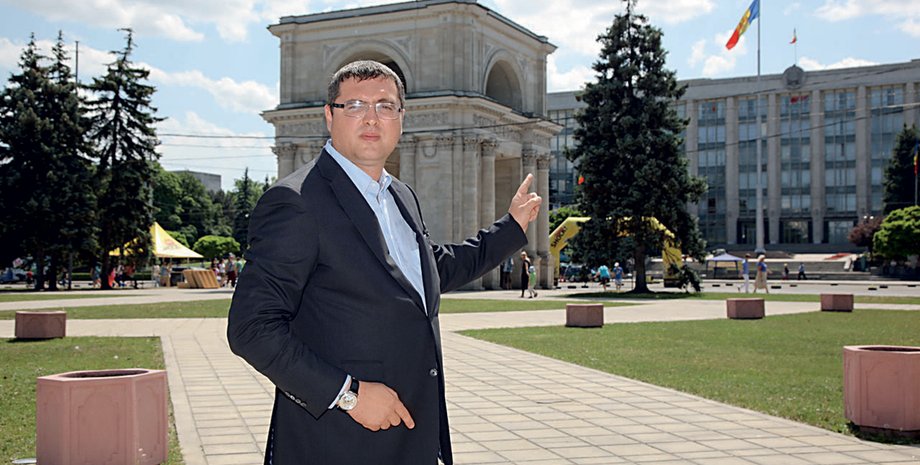 Ренато Усатый