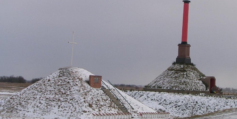 Мемориал памяти героев Крут / Фото: zn.ua