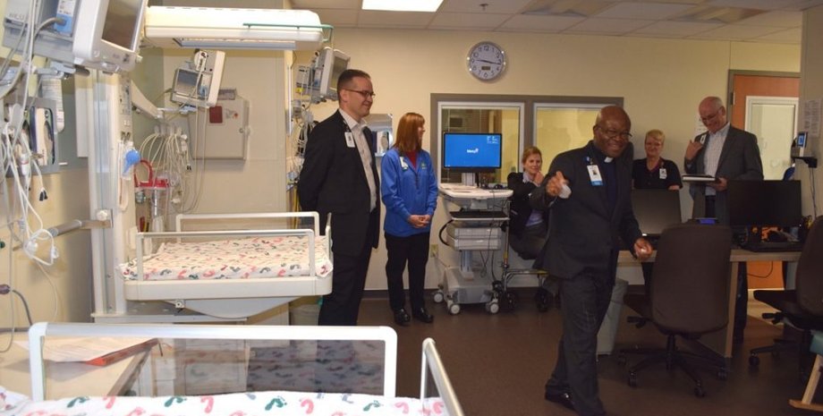 удочерити свою дитину