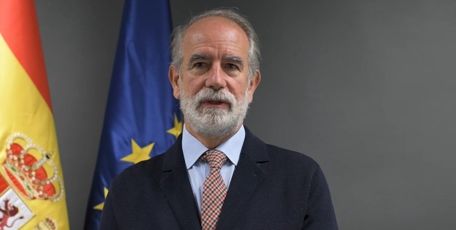 Альберто Антон