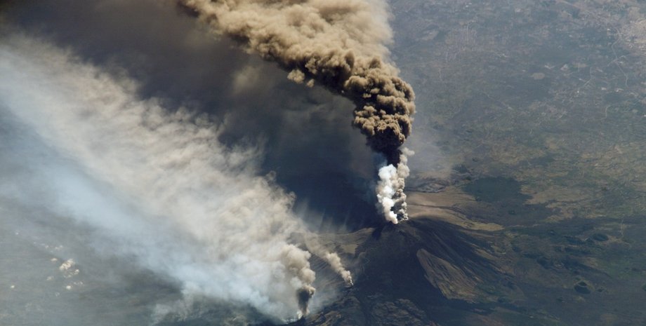 вулкан этна извержение