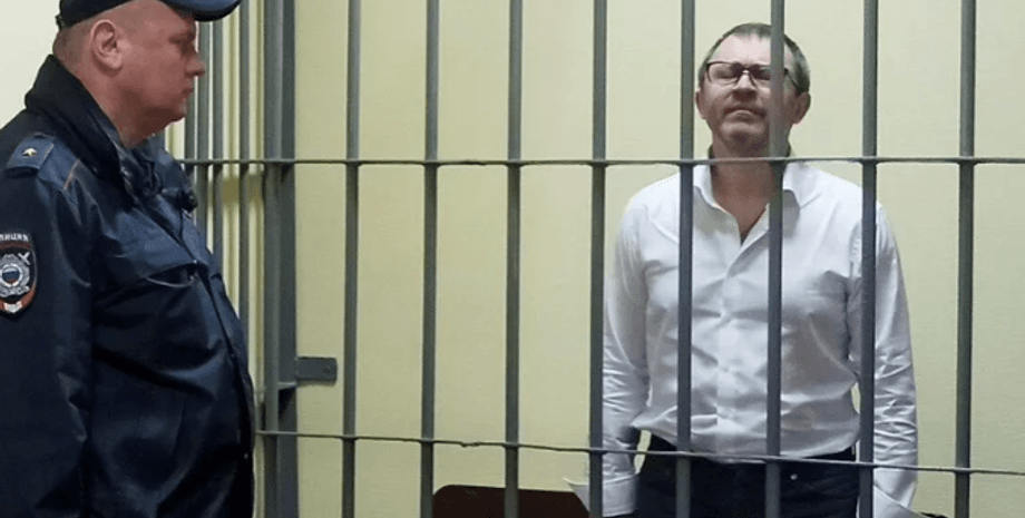 Юрий Ломенко