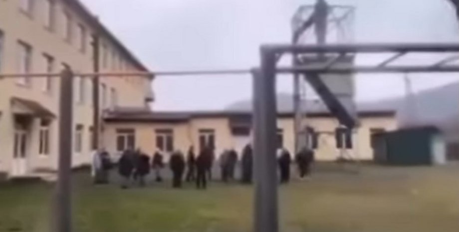 новости свалява, новости закарпатья, драка, строительный лицей, избиение, конфликт