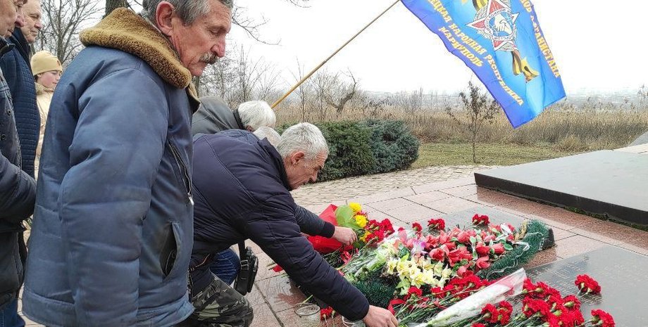 Маріуполь, СРСР, окупація, Афганістан, меморіал, покладання