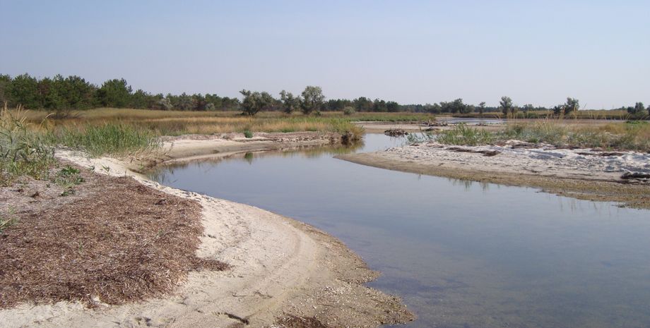 Одна з водойм Кінбурнської Коси в Україні