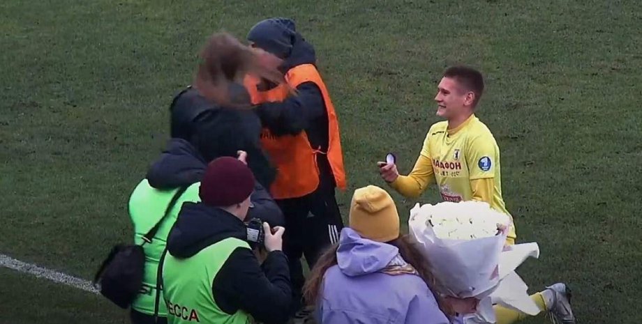 Білорусь, футбол, бійка, Владислав Шубович, пропозиція, матч