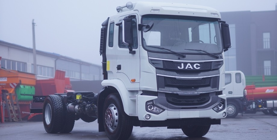 JAC N200, JAC N120, вантажівка JAC, JAC в Україні
