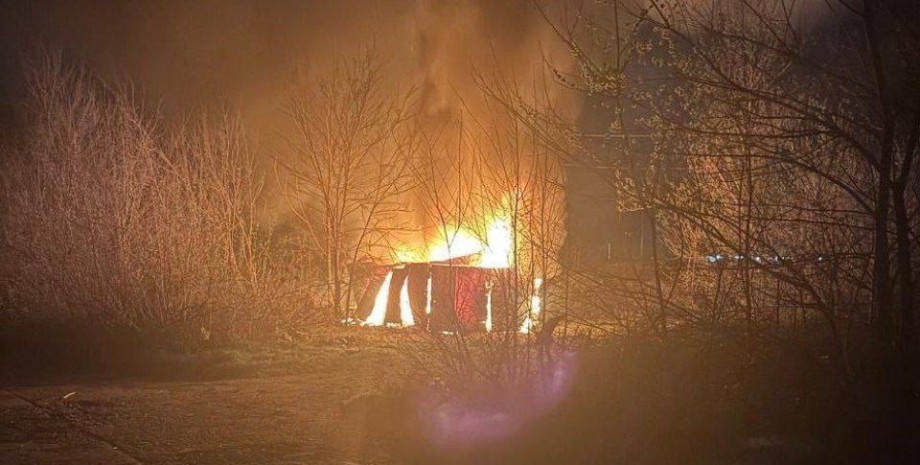 Последствия атаки БПЛА в Кривом Роге Ночная атака БПЛА, ночная атака беспилотников, ночная атака дронов, Кривой Рог, удар по Кривому Рогу