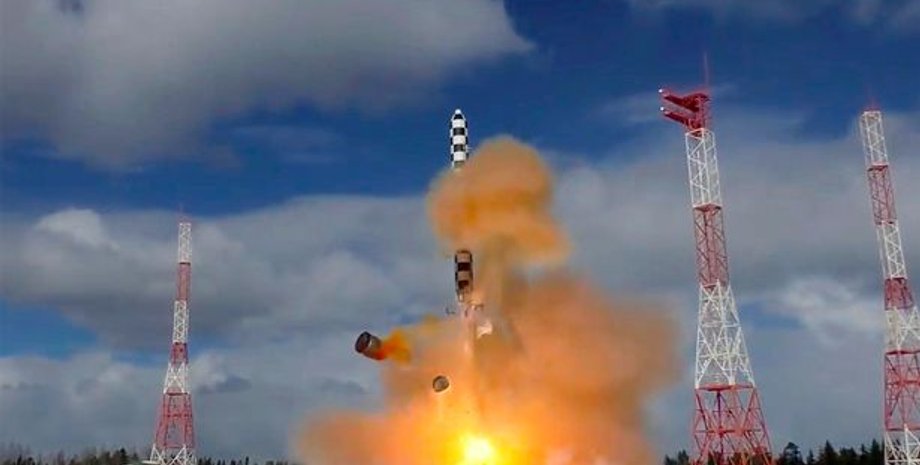 Тестовый запуск ракеты,