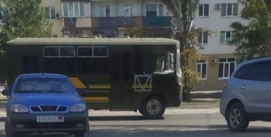 Мариуполь, транспорт ВС РФ, оккупанты, горючее