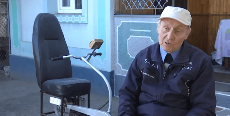 Александр Клименко и велогенератор