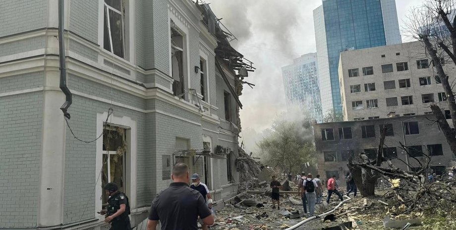 Київ, війна, Україна, Охматдит, фото