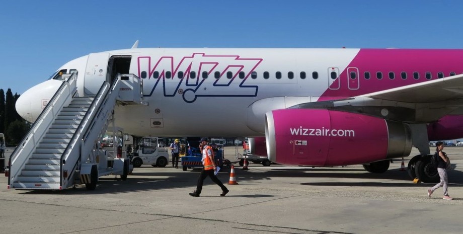 Wizz Air, Жуляны, пассажиры, скандал,