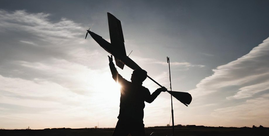 Пуск украинского беспилотника запуск украинского дрона-матки Сокол