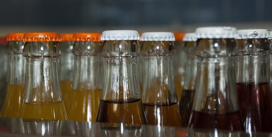 В Украине планируют ввести акциз на сладкие газированные напитки