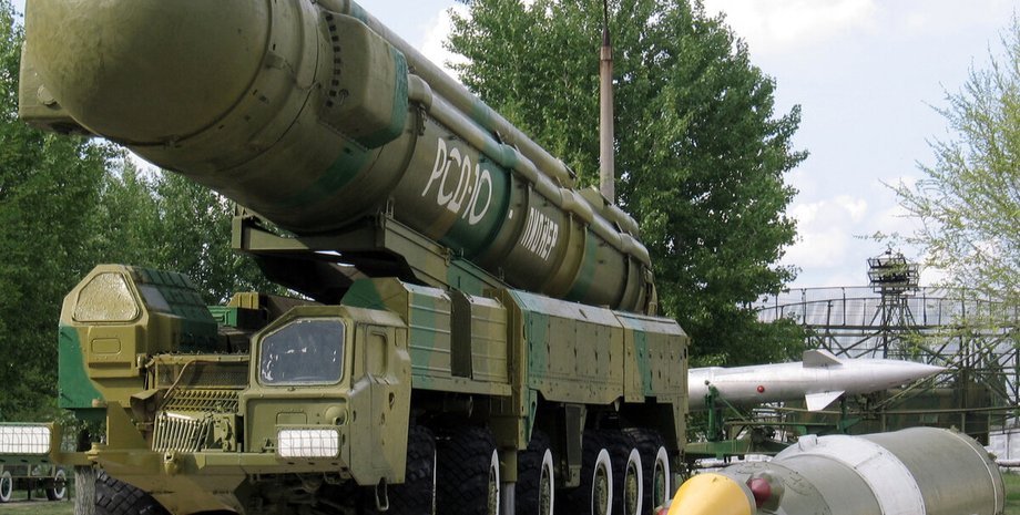 Teilen: Russlands Oreschnyk-Komplex, der von Präsident Wladimir Putin angepriese...