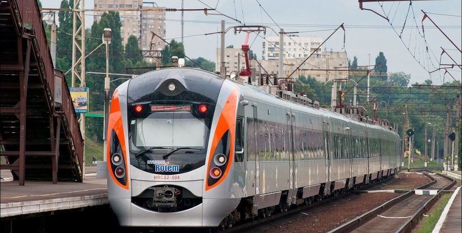 интерсити, интерсити+, УЗ, Укрзализныця, онлайн-кинотеатр, sweet.tv