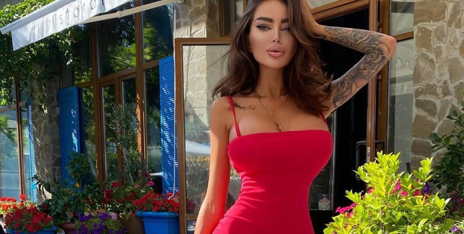 Модель OnlyFans Омович, Омович, Альона Омович, подарунок годинник омович