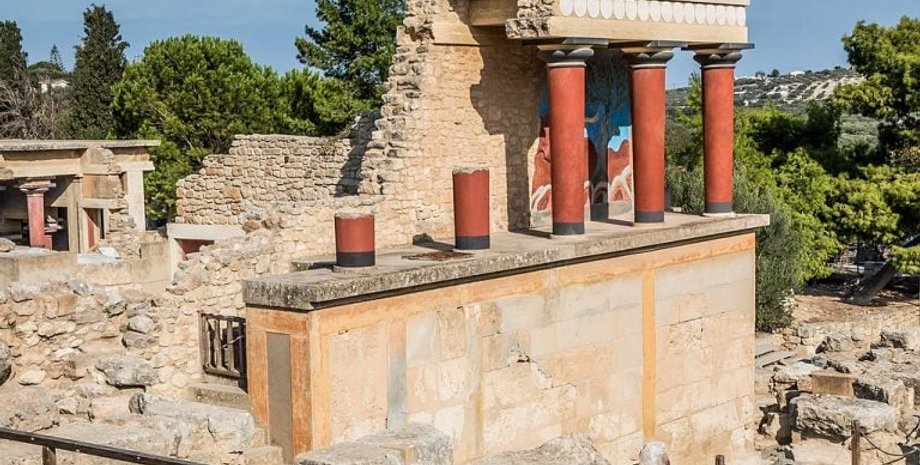 Минойский Кносс, минойский дворец, Минойская цивилизация, Крит, археология, раскопки, исследования, Шлиман, мифология, дворец, история, Греция, Гераклион, культура, реставрация, древняя цивилизация