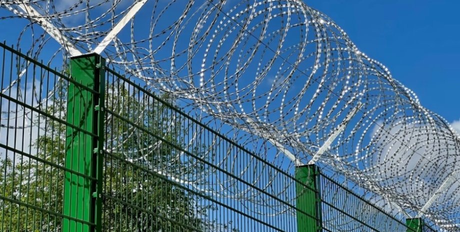 забор на границе россии и финляндии забор на границе россии и финляндии, забор, ограждение на границе