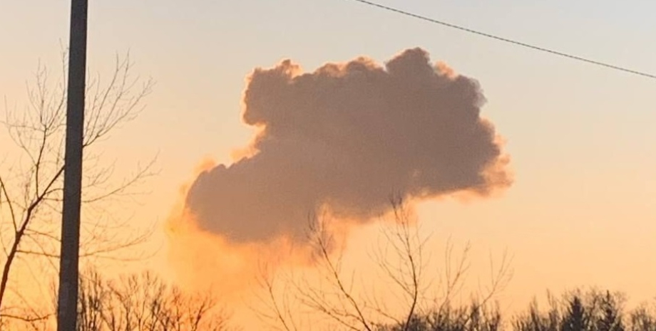 енгельс 2 енгельс-2, військовий аеродром, військовий аеродром у рф, саратовська область