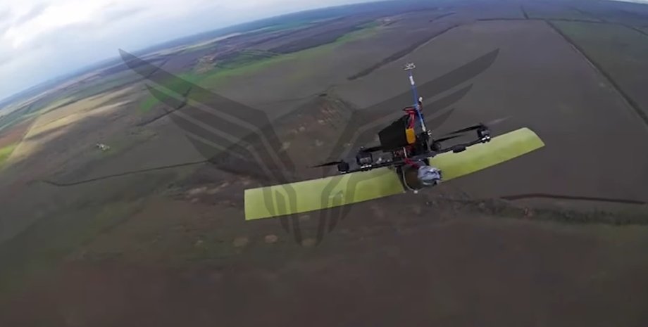 На фронте появились FPV-квадрокоптеры