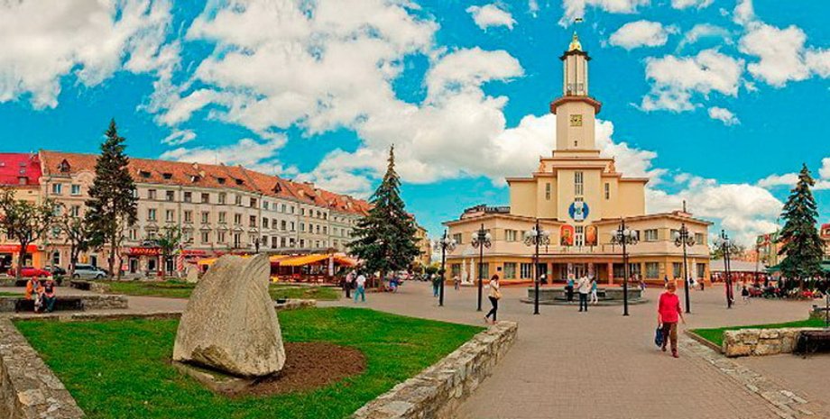 Ивано-Франковск / Фото из открытых источников