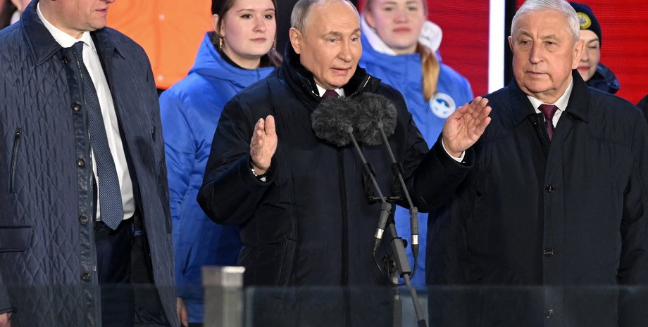 президент РФ Володимир Путін, Путін концерт Москва, Путін окупація Криму, Путін окупація Донбасу