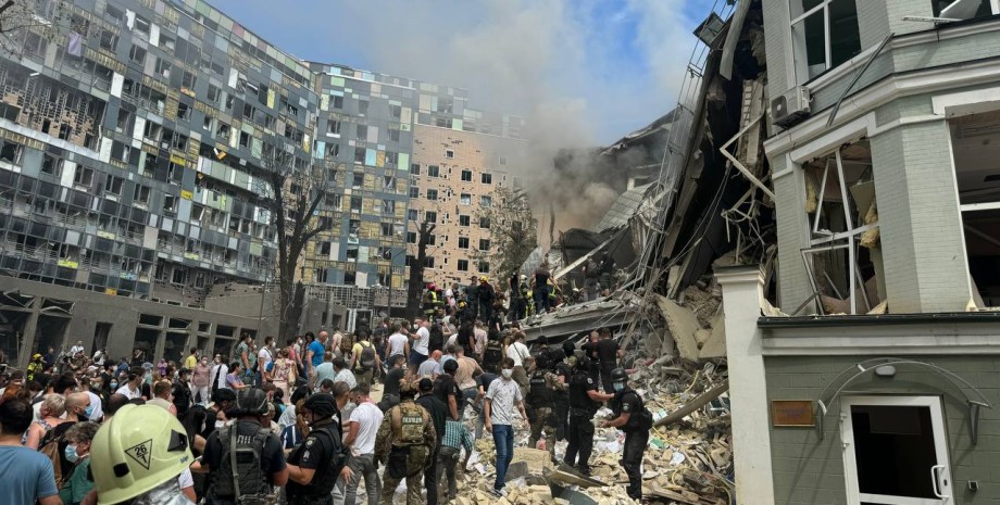 Последствия удара по Охматдету Охматдет, удар по Охматдету, обстрел Охматдета, больница Охматдет, Охматдет Киев, атака Охматдет