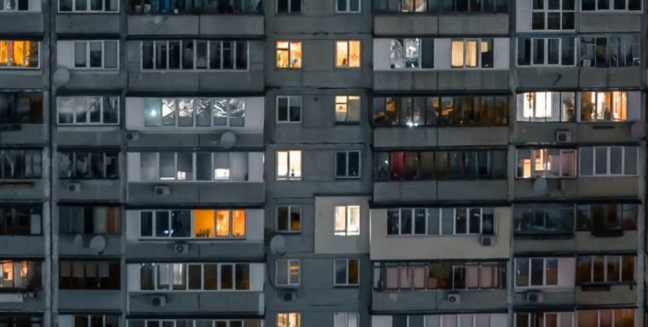 Киянам виплатять компенсацію за наслідки атак