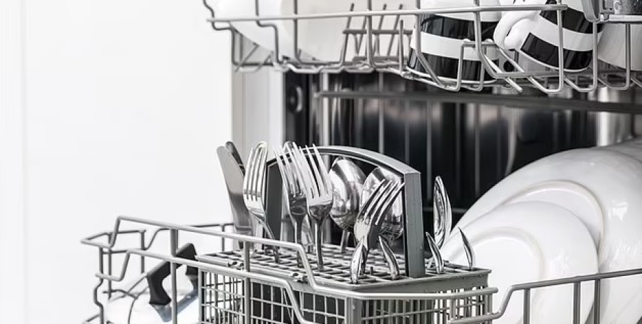 Ученые считают, что люди неправильно пользуются посудомоечными машинами мытье посуды, посудомоечная машина