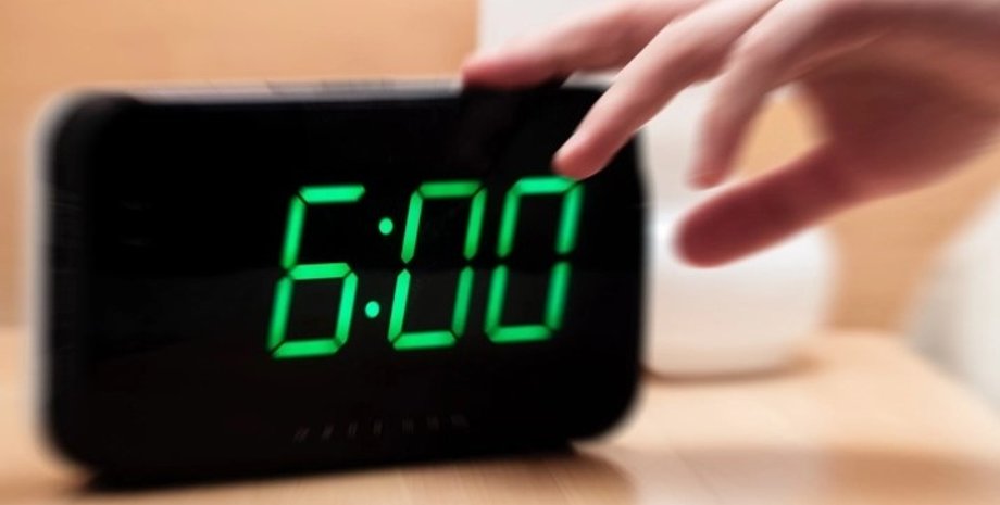 Будильник, часы, сон, здоровый сон, просыпаются за несколько минут до звонка будильника, биологические часы, внутренние часы
