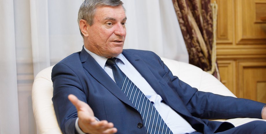 Олег Уруский подал в отставку вслед за Резниковым