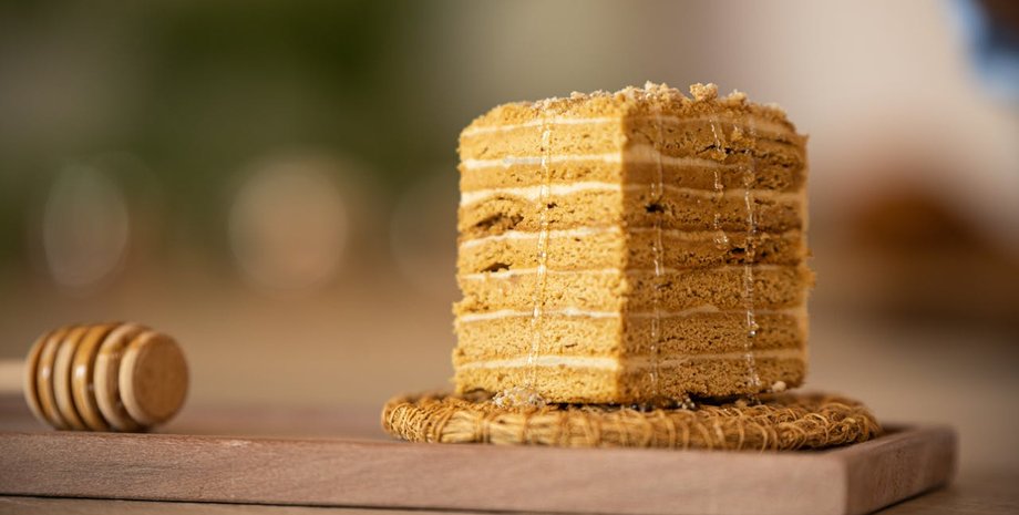 рецепт медовика, класичний рецепт, мед