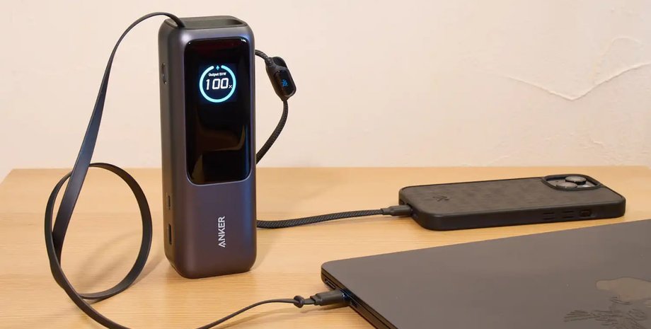 Повербанк для ноутбука Anker