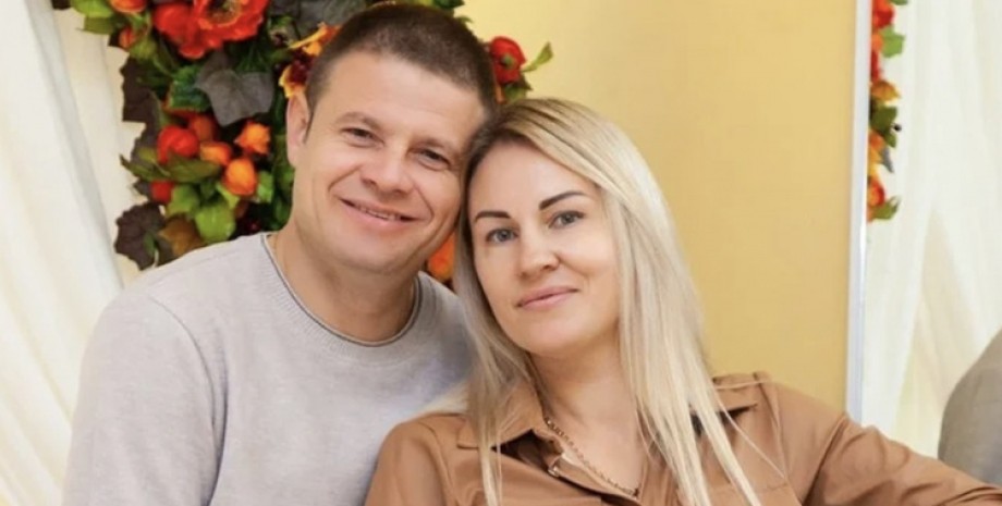 Oleg and Tatiana Kravets met in the service. Later, the woman released to look a...