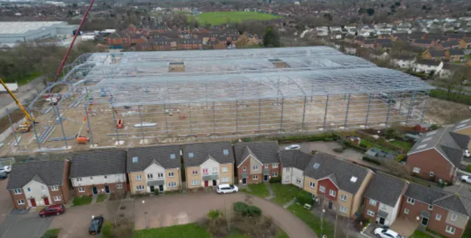 Скандальна забудова, склад, будівництво, Велика Британія, курйози, помилки чиновників, фото