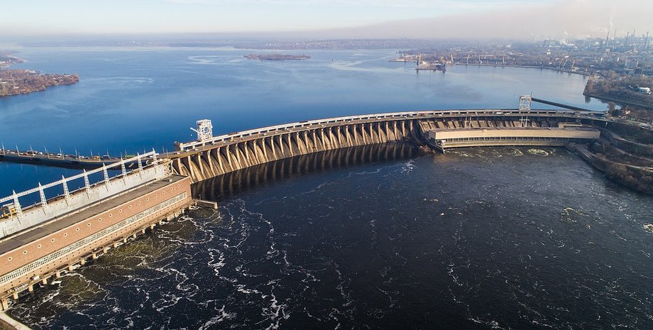 ДніпроГЕС, Дніпропетровська ГЕС, гребля