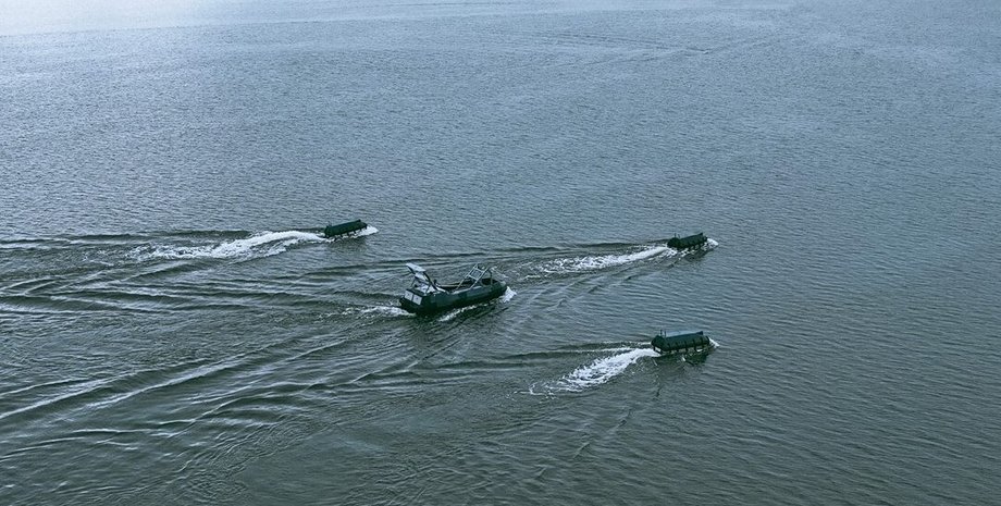 Морські дрони Saronic