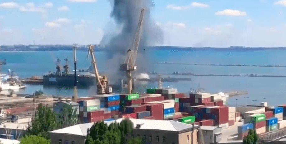 Удар по порту Одессы, фото