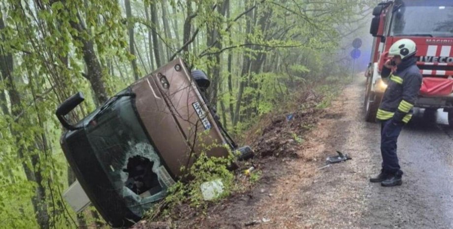 У Болгарії поблизу кордону з Туреччиною сталася смертельна аварія за участі автобуса з українськими пасажирами.