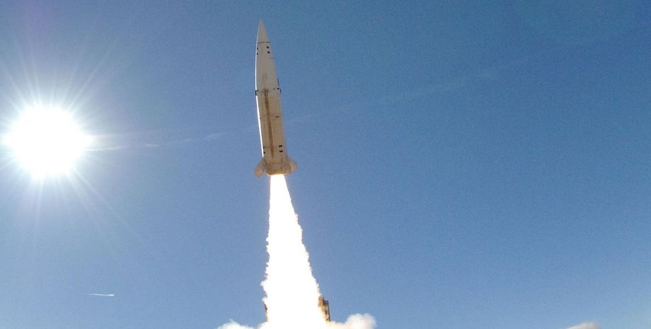 Ракета ATACMS Пуск ракеты ATACMS