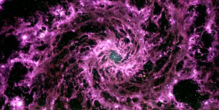 галактика NGC 628, M 74