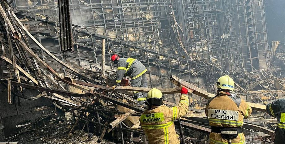 Спасатели, пожар, Крокус, теракт, Россия, РФ, фото