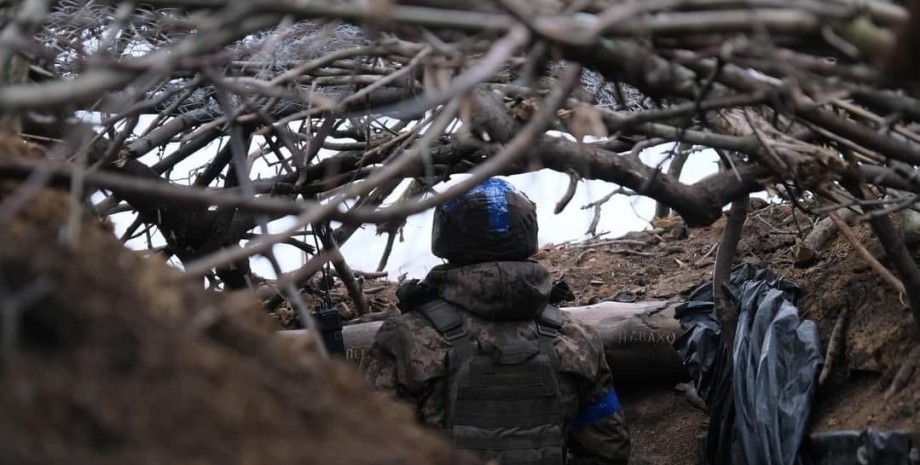 Выплаты в Украине Выплаты, деньги, гривны, фото